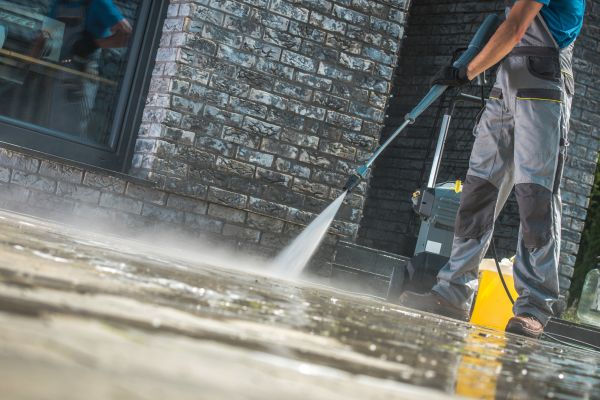 Power Cleaning in Athens