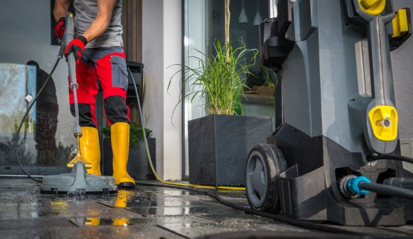 Commercial Pressure Cleaning in Athens