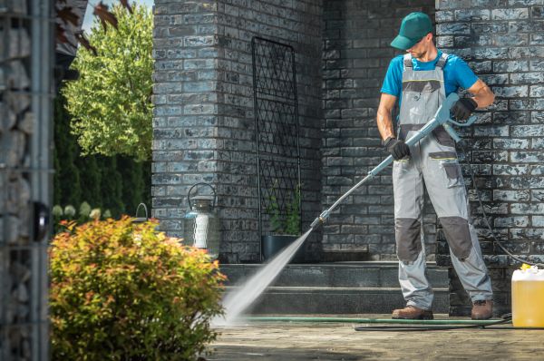 Outside House Cleaning in Athens